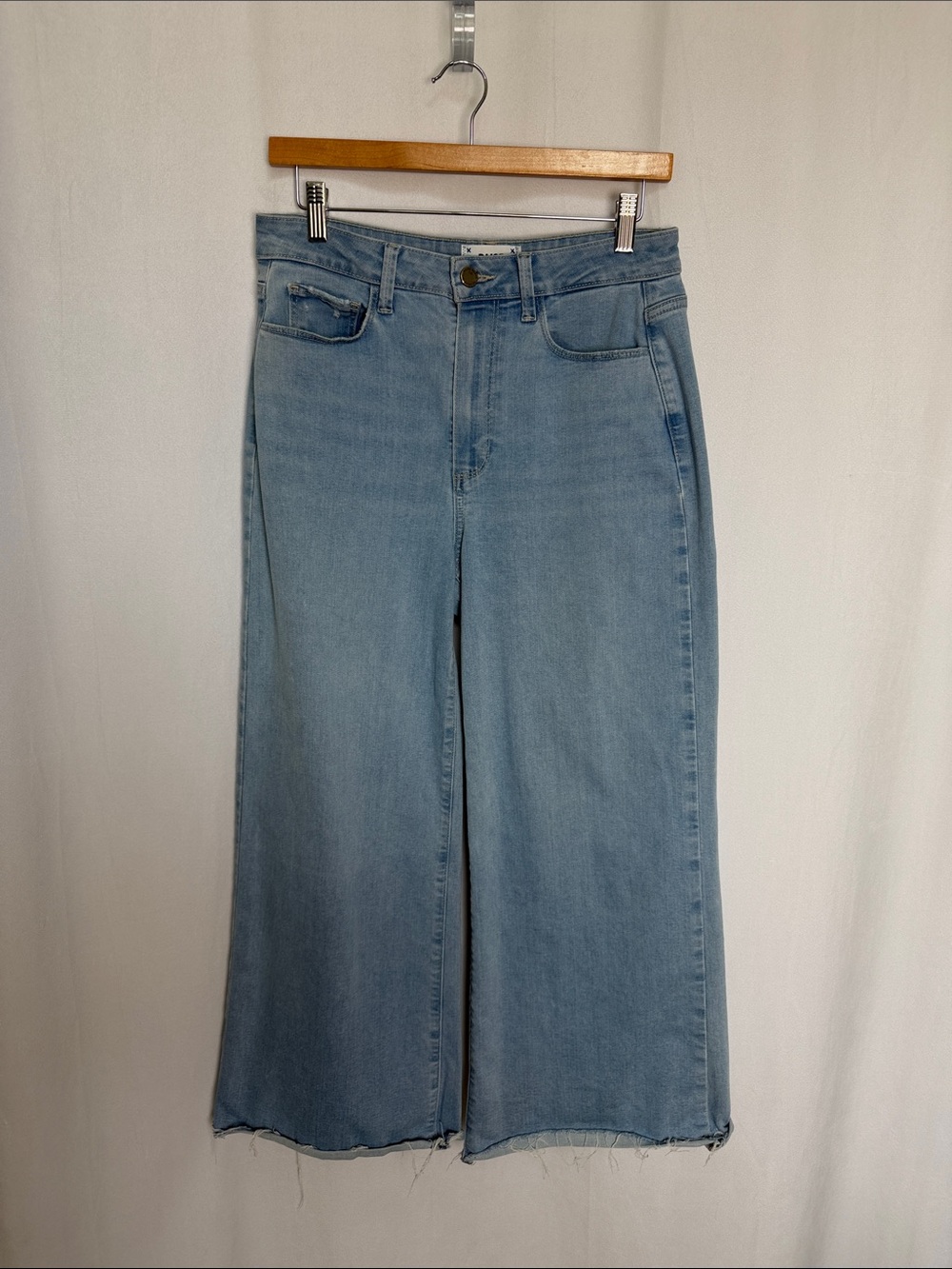 PAIGE Women's Genesee Cropped Straight Leg Jeans Size 28 (6) Light Wash Stretch